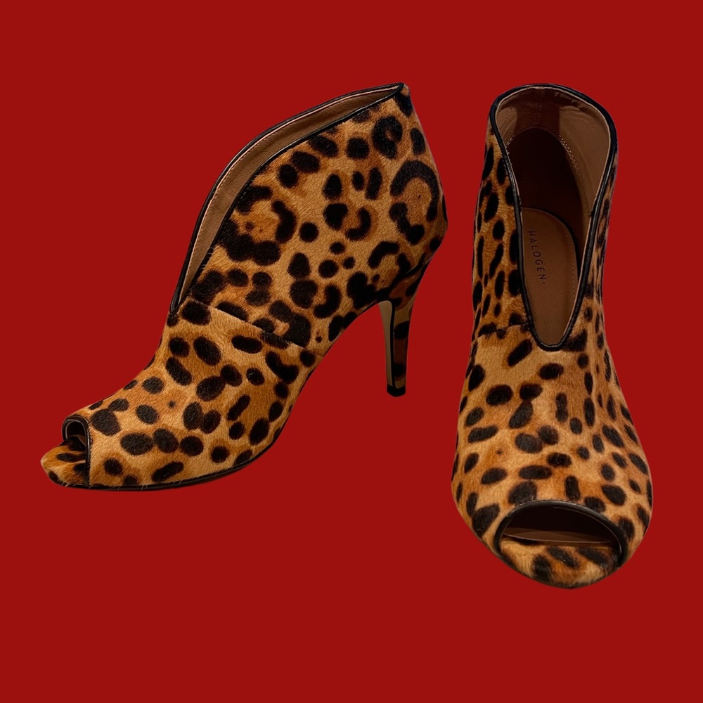 Halogen Rowen Genuine Leopard Printed Calf Hair Bootie Size 7.5M